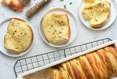 Butterflake Herb Loaf