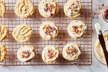 Old-Fashioned Sugar Cookies