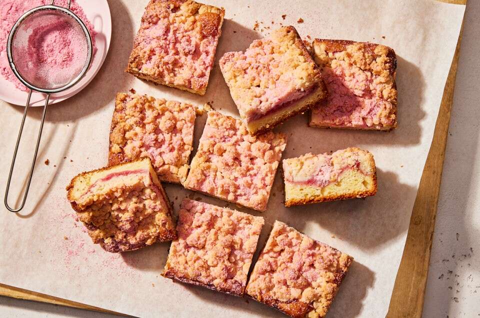 Raspberry Cream Cheese Coffee Cake - select to zoom